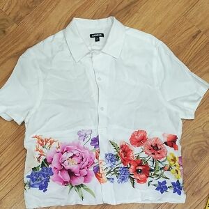 Express White Short Sleeve Button-Down Shirt with Colorful Floral Hem